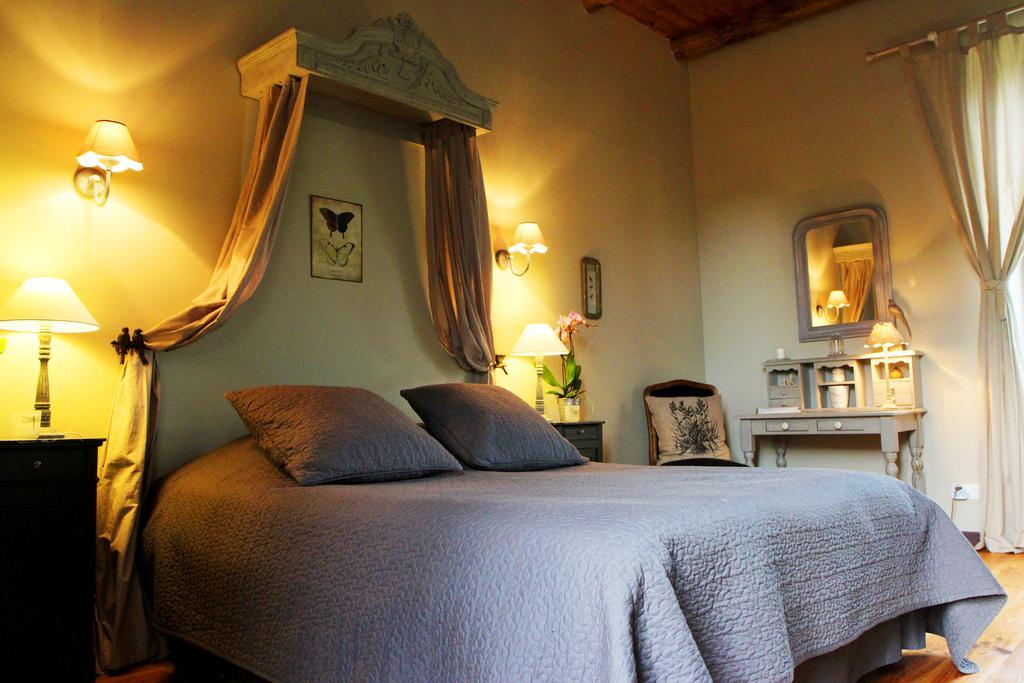 Chambres D'Hotes Du Presbytere La Bastide-l'Eveque Экстерьер фото